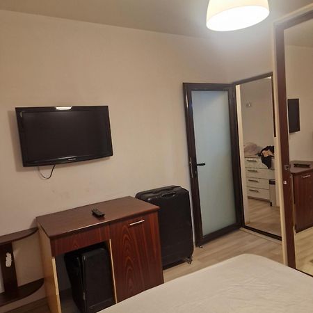 2 Bedrooms Apartment. Galati  Ngoại thất bức ảnh